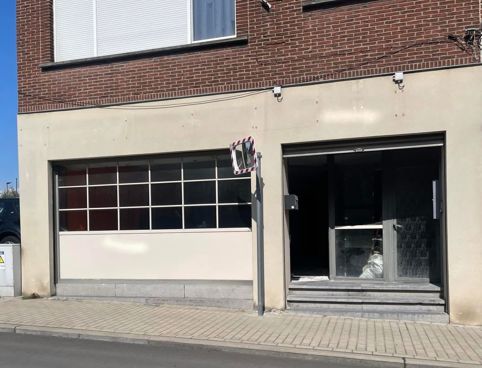 AVANT habillage façade Sports Eat Nutrition Tubize